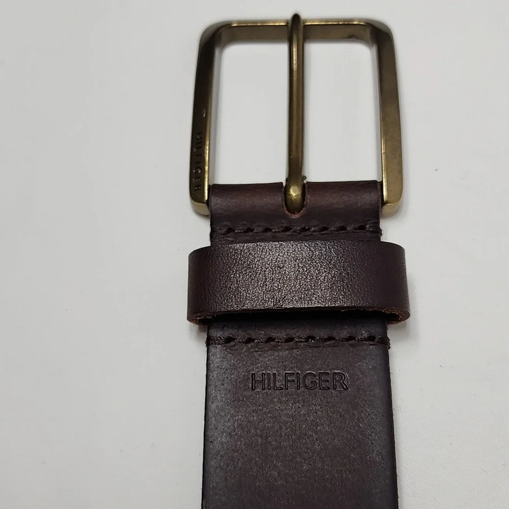 Tommy Hilfiger Men's Brown Chocolate Leather Belt Size 32 NWT‎